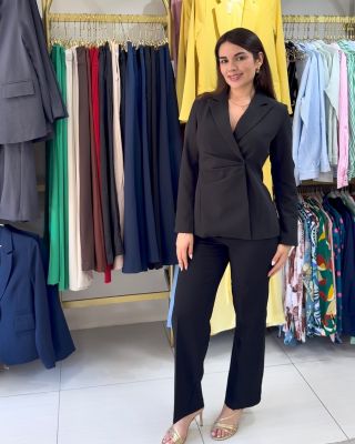 Traje cruzado color Negro